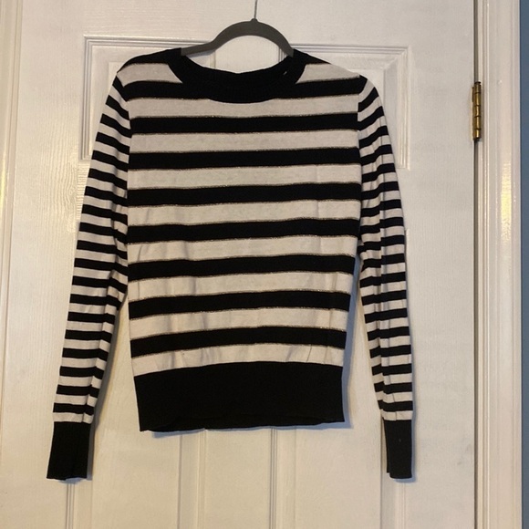 Forever 21 womens sweater; size large - Picture 1 of 5